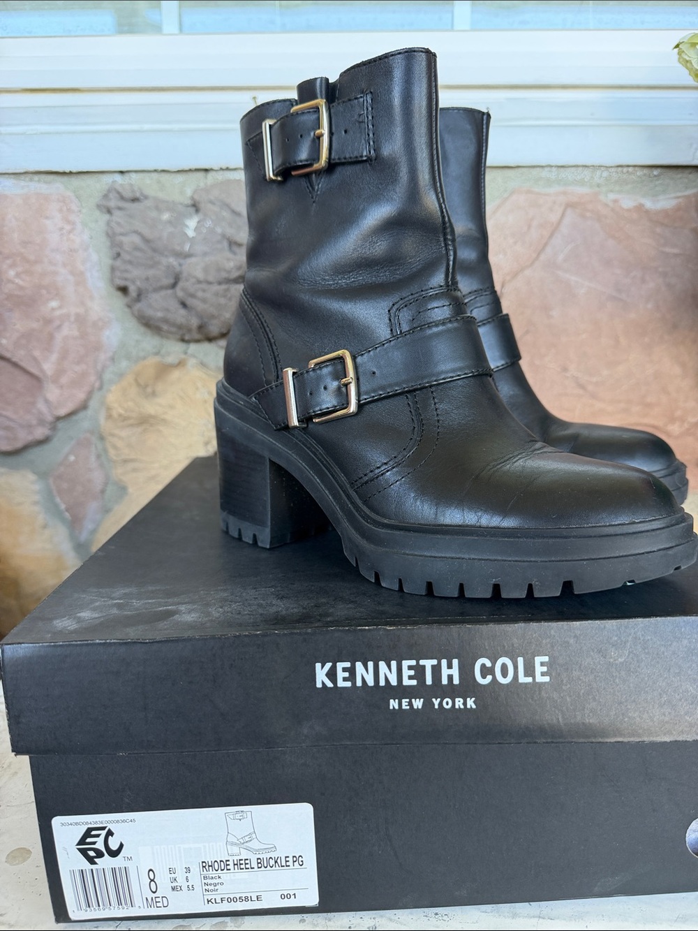 Kenneth Cole Rhode Heel Ankle Boots
